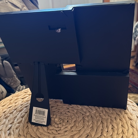 Nana Photo college Frame for 4x6”photos! Total size= 10.5”square Makes a great🎁! - Picture 2 of 7